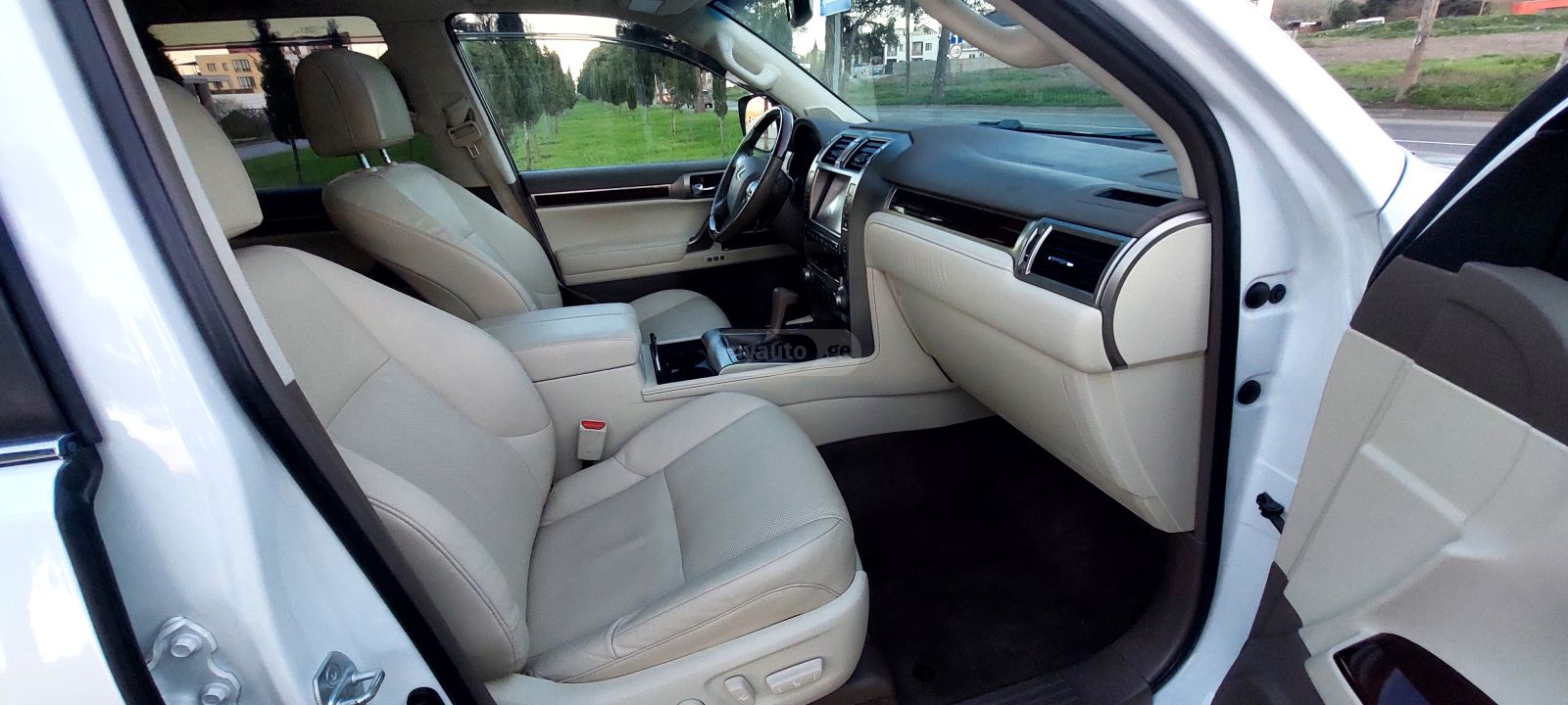 Lexus GX 460 - фото 11