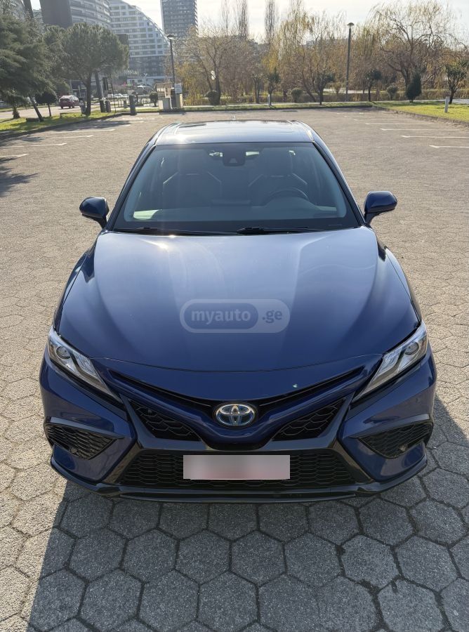 Toyota Camry - фото 6