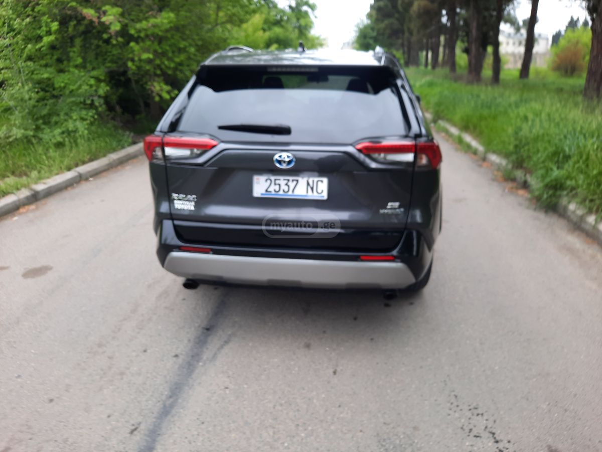 Toyota Rav 4 - фото 10
