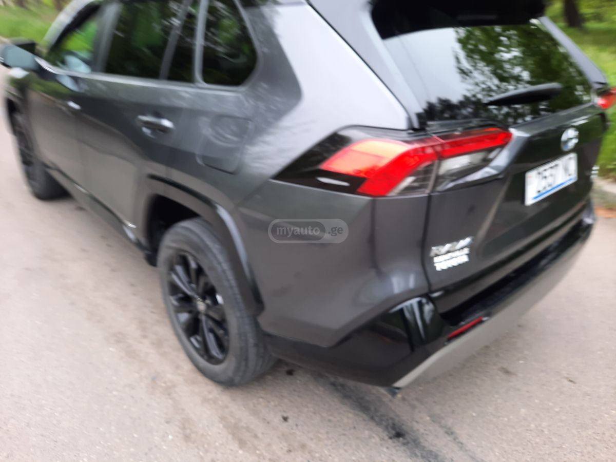 Toyota Rav 4 - фото 11