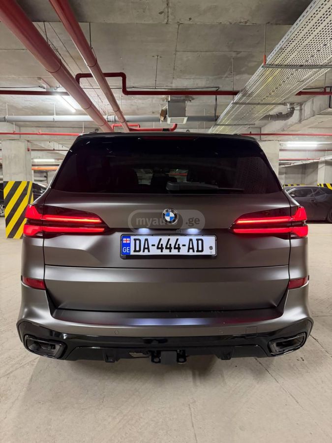 BMW X5 - фото 2