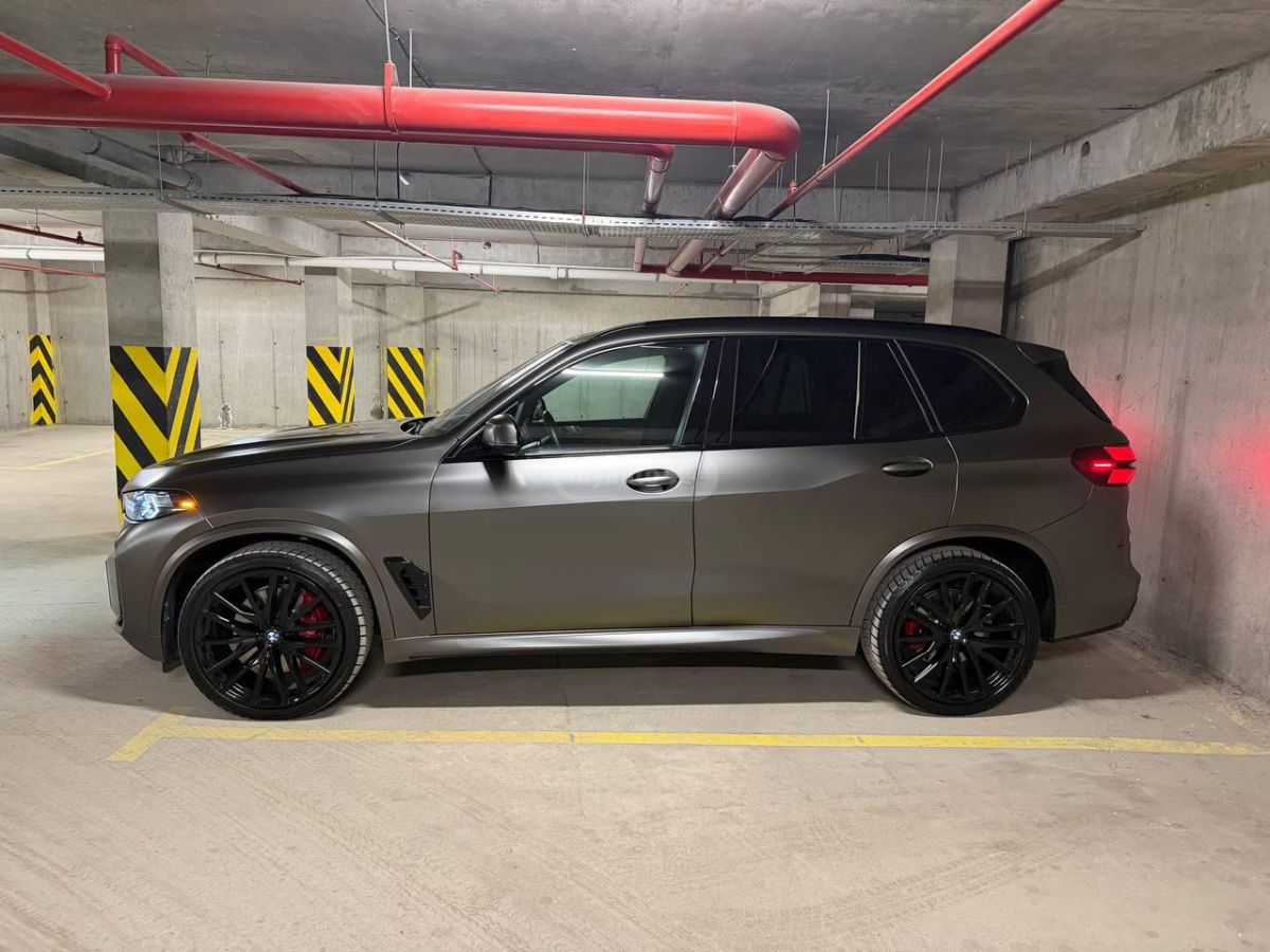 BMW X5 - фото 6
