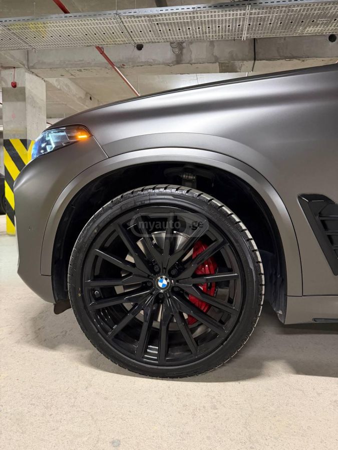 BMW X5 - фото 7
