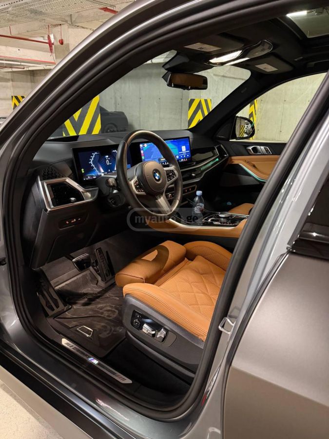 BMW X5 - фото 9