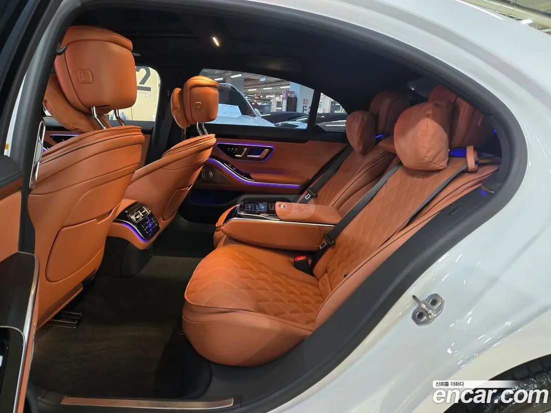 Mercedes-Benz 600 2025 — миниатюра 7