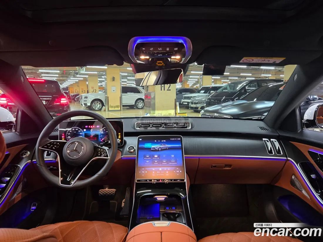 Mercedes-Benz 600 2025 — миниатюра 8