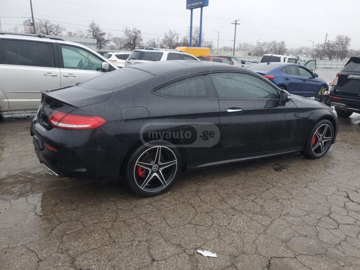 Mercedes-Benz C 300 - фото 3