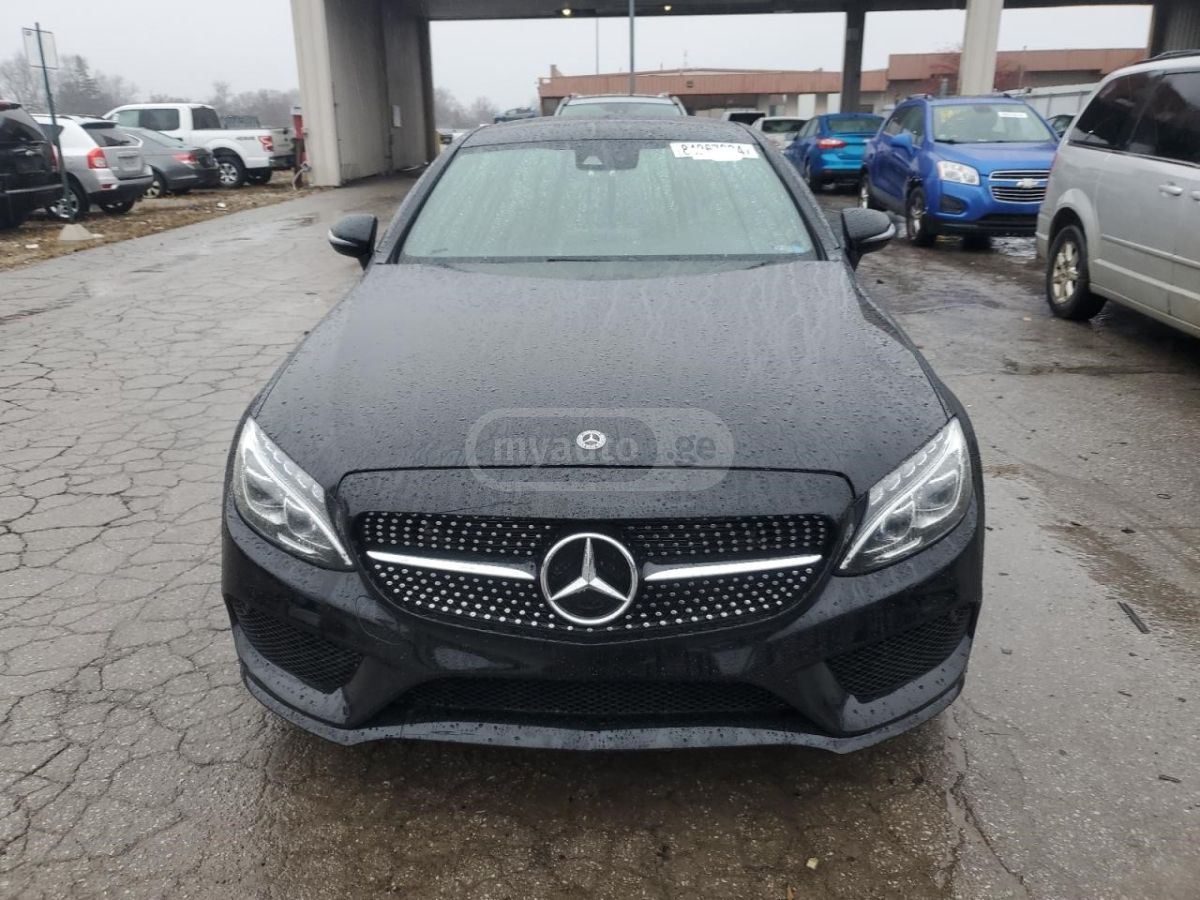 Mercedes-Benz C 300 - фото 5