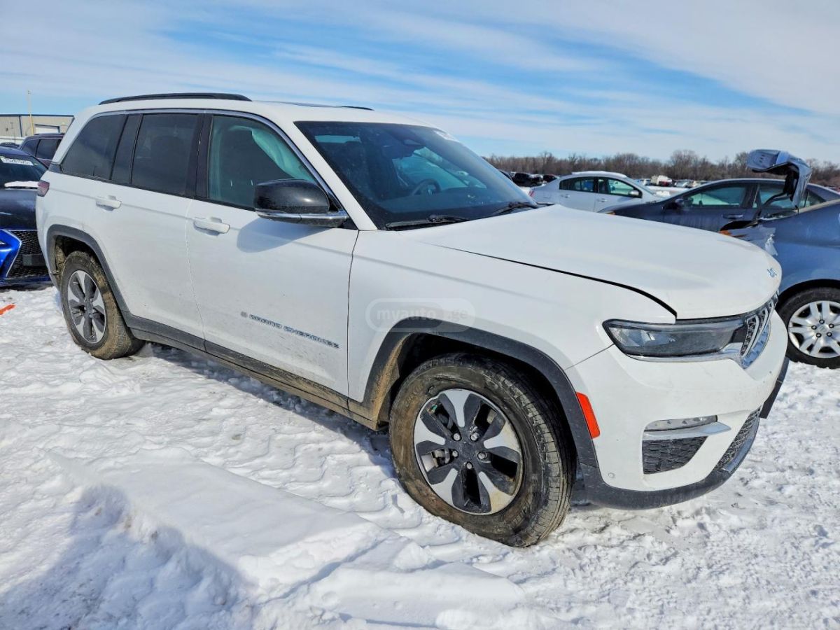 Jeep Cherokee 2024 — миниатюра 4