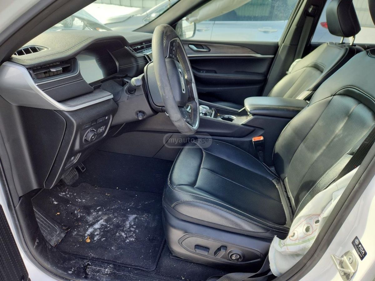 Jeep Cherokee 2024 — миниатюра 7