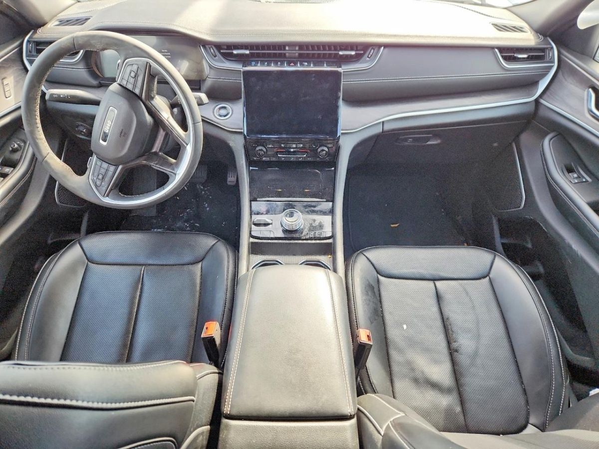 Jeep Cherokee 2024 — миниатюра 8