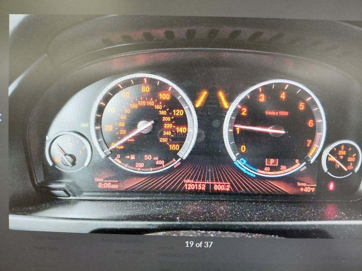 BMW X5 - фото 11