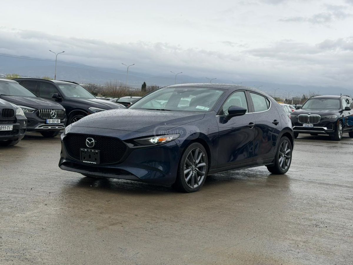 Mazda Mazda 3 - фото 1