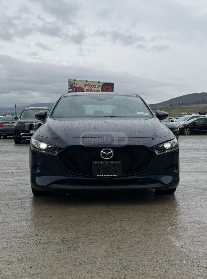 Mazda Mazda 3 - фото 8