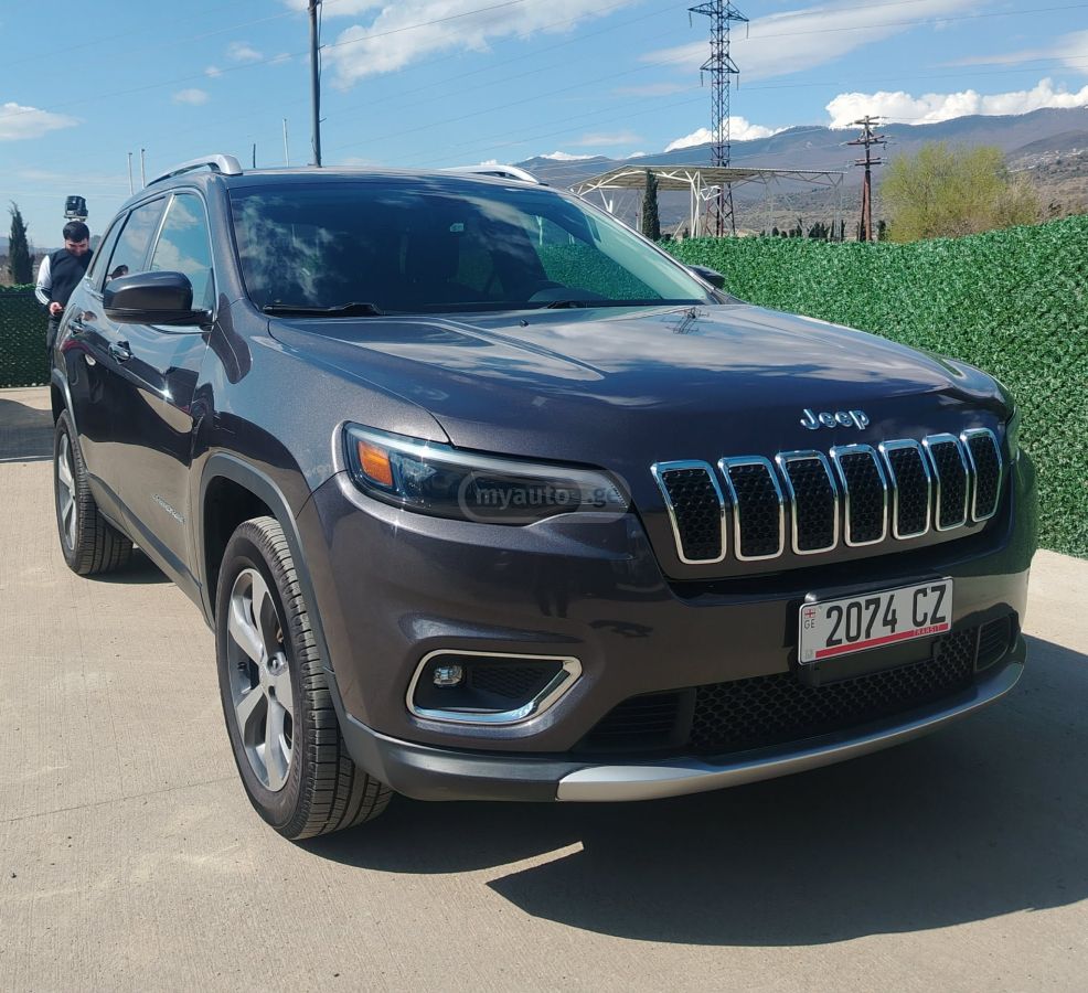 Jeep Cherokee - фото 1