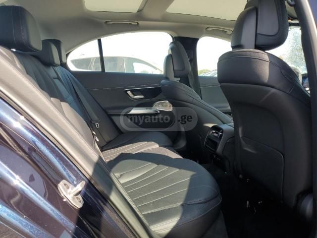 Mercedes-Benz E 350 2025 — миниатюра 8