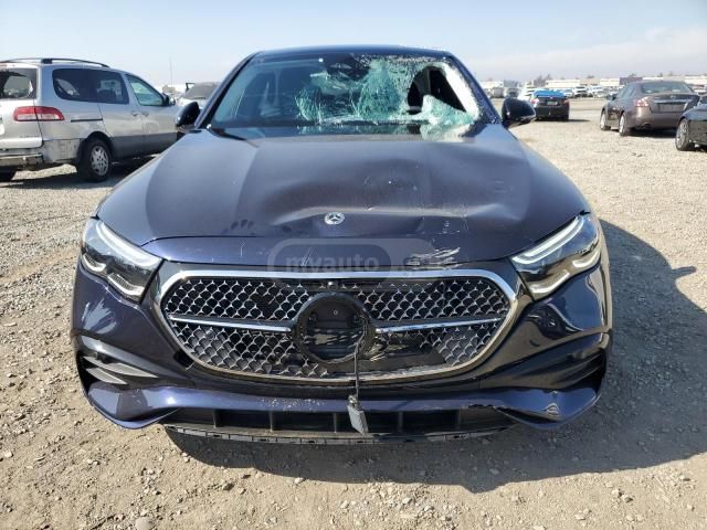 Mercedes-Benz E 350 2025 — миниатюра 9