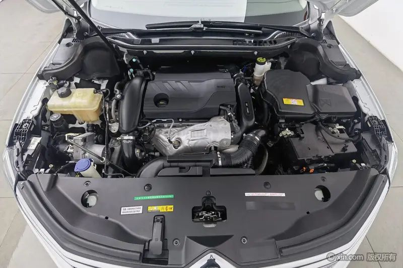 Citroen C6 2021 — миниатюра 6