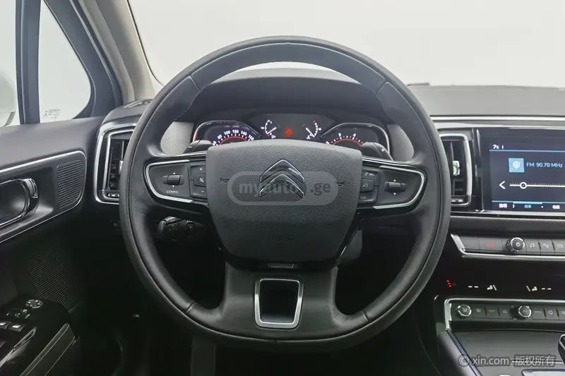 Citroen C6 2021 — миниатюра 9