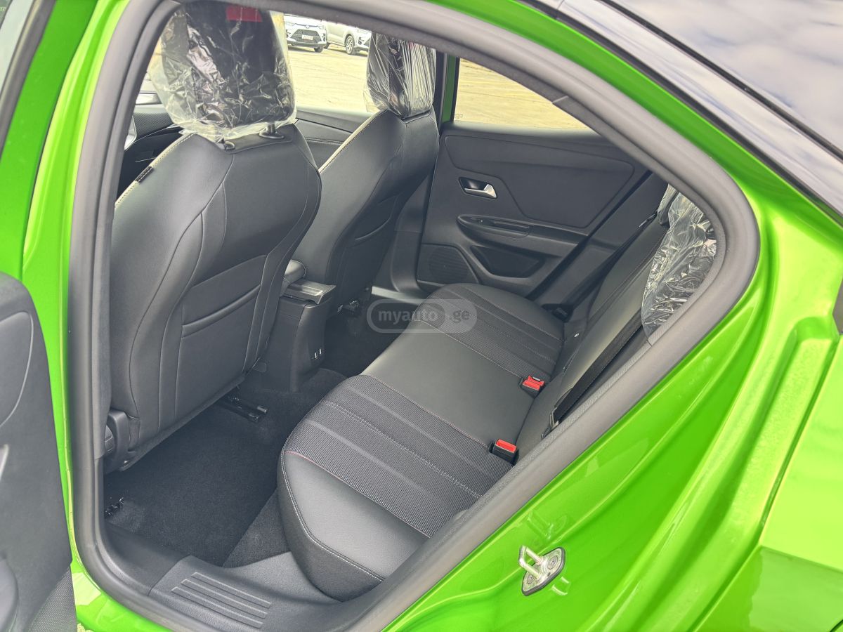 Opel Mokka Ultimate 2022 — миниатюра 9