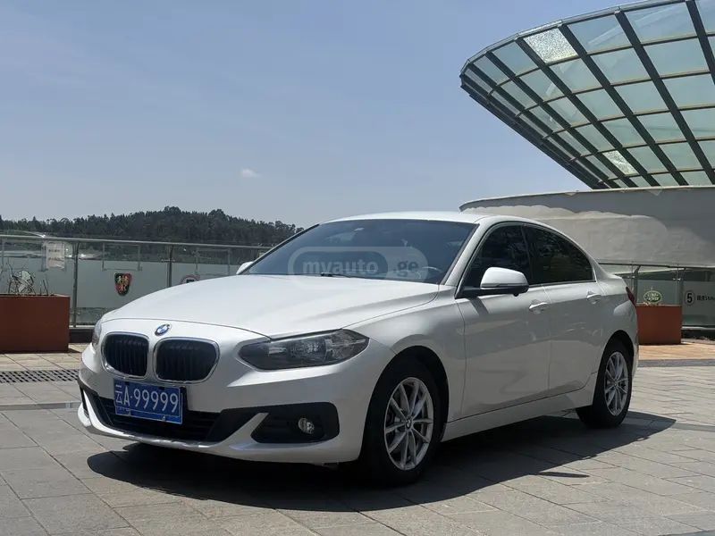 BMW 135 - фото 1