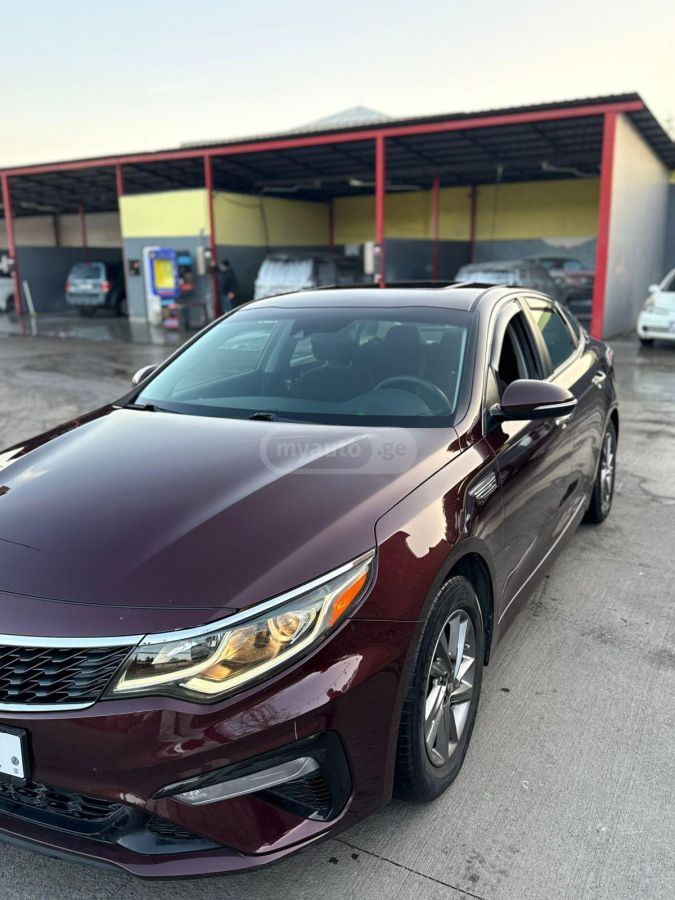 Kia Optima - фото 2