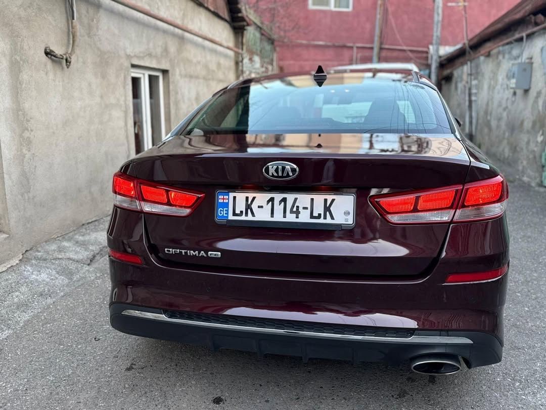 Kia Optima - фото 3