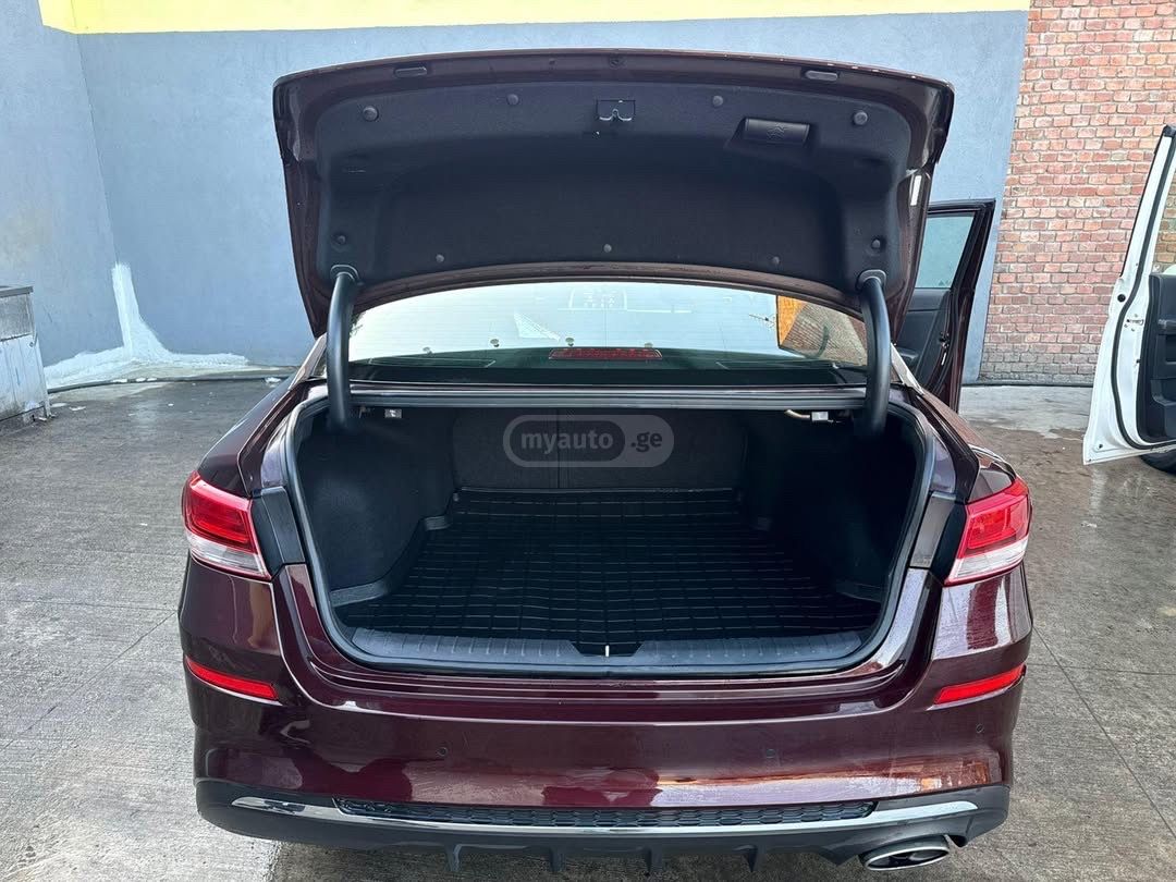 Kia Optima - фото 9