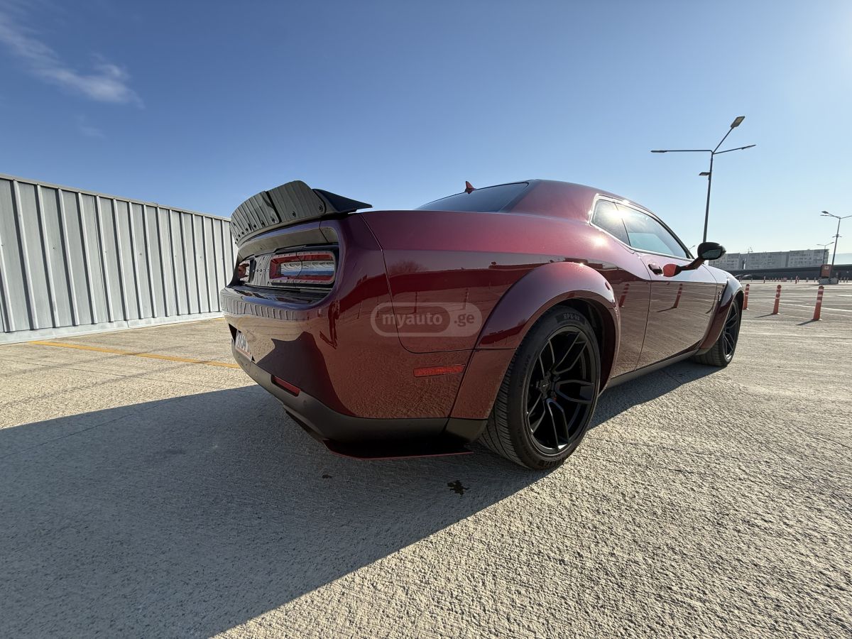 Dodge HELLCAT — миниатюра 5