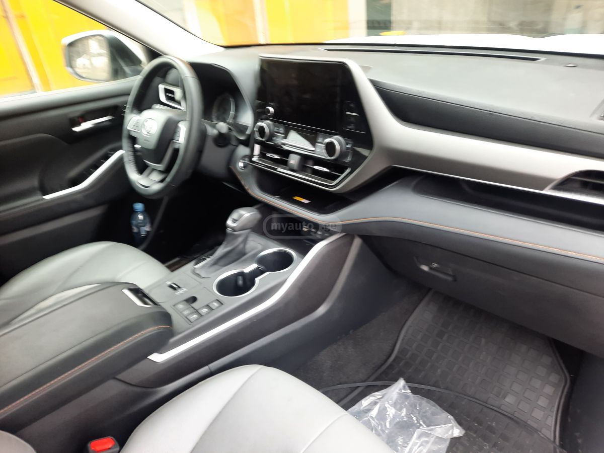 Toyota XLE 4dr All-Wheel Drive Automa — миниатюра 12