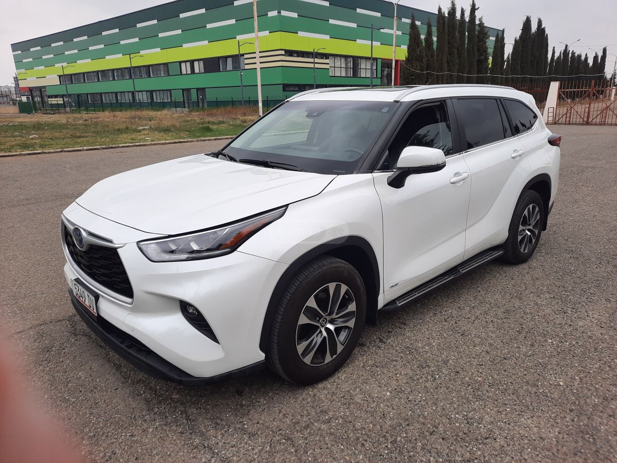 Toyota XLE 4dr All-Wheel Drive Automa — миниатюра 2