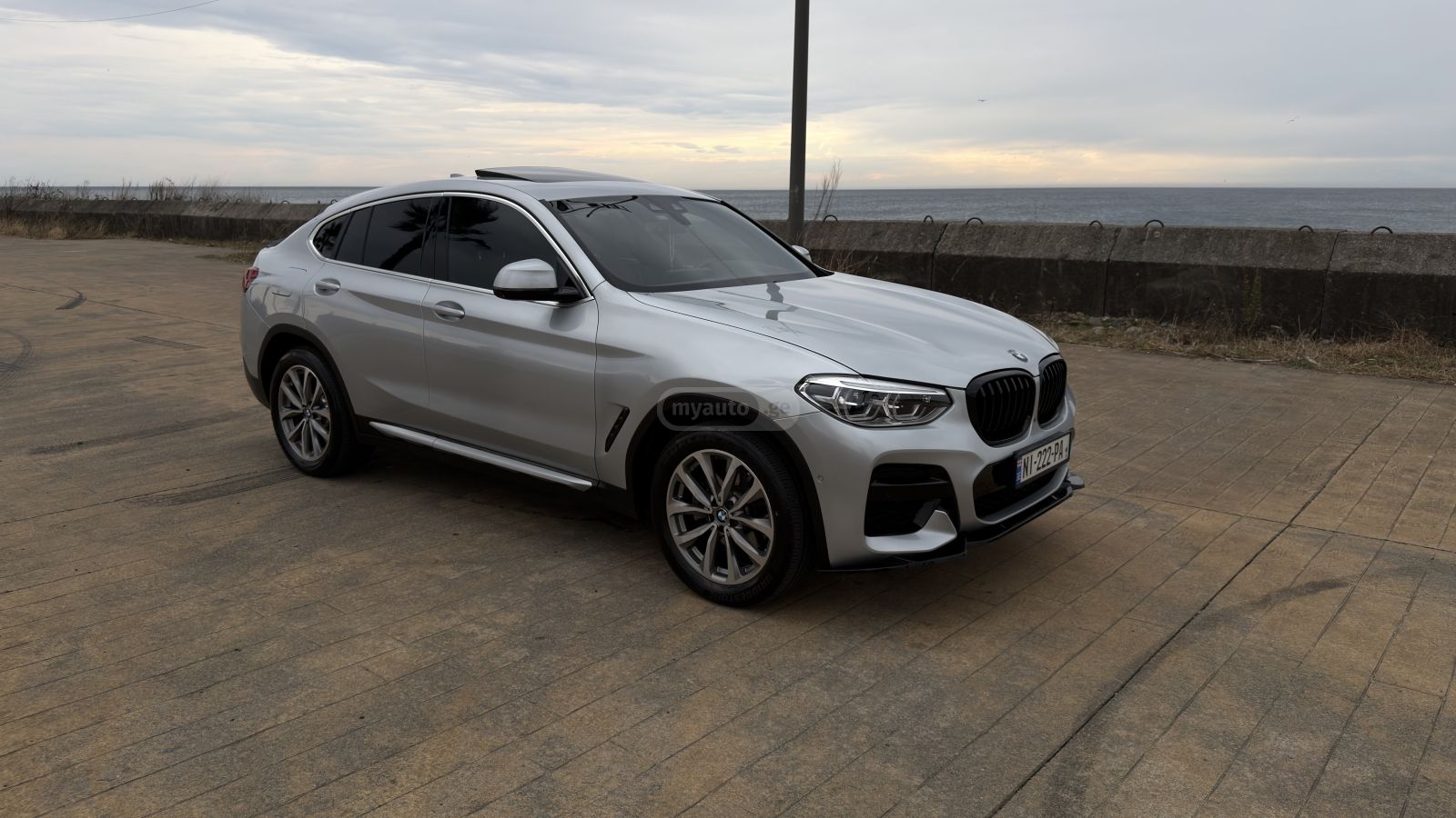BMW X4 - фото 4