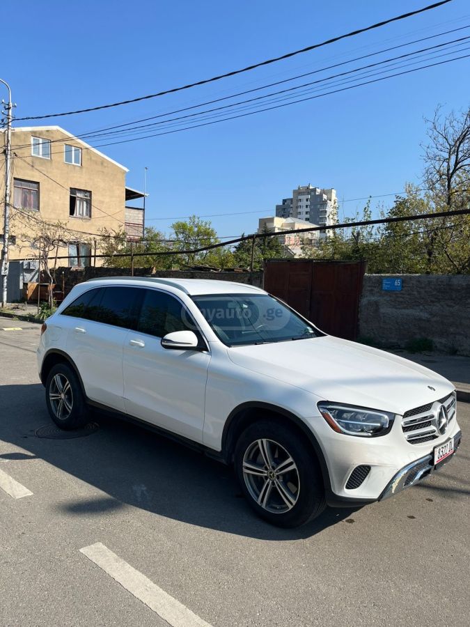 Mercedes-Benz GLC 300 - фото 2
