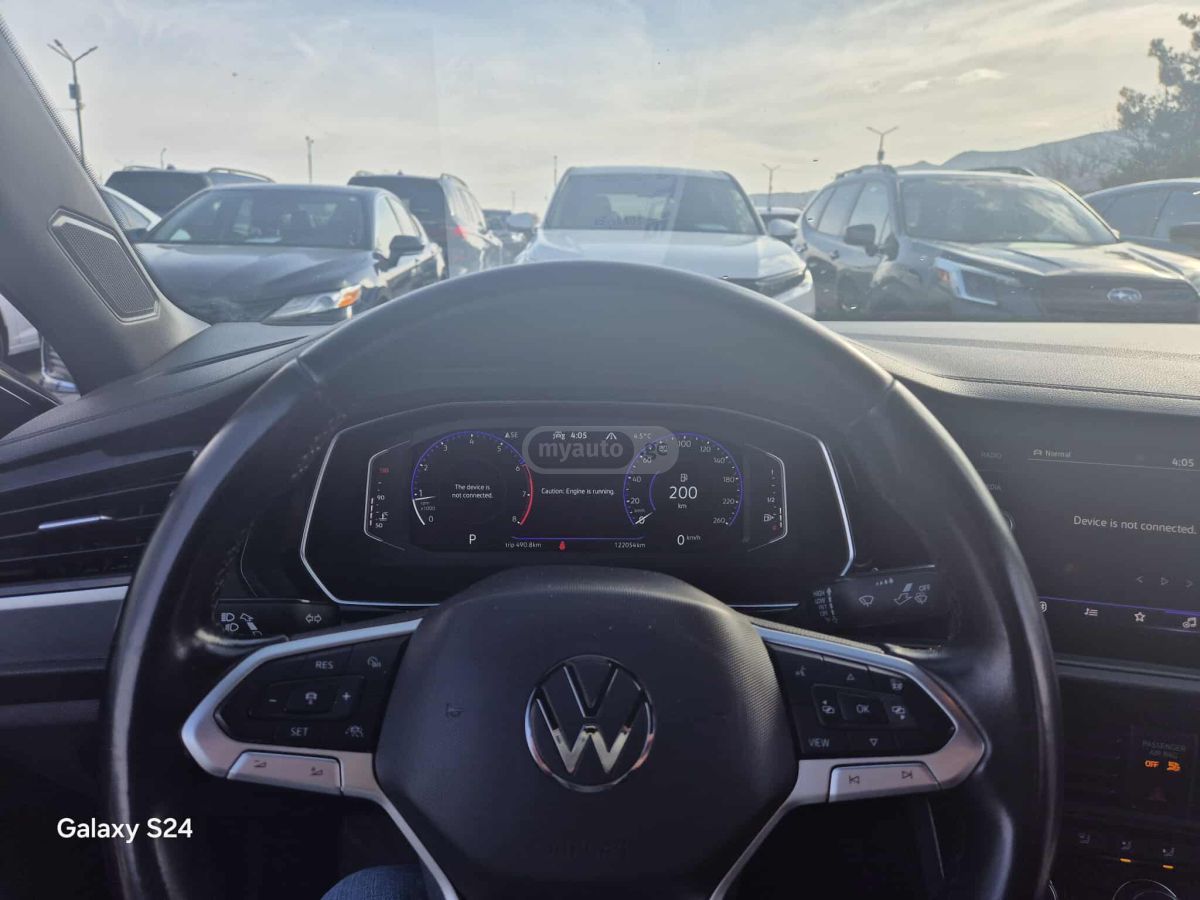 Volkswagen Jetta - фото 7