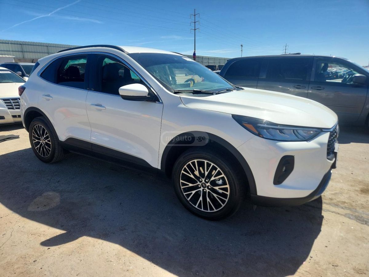 Ford Escape 2026 — миниатюра 1