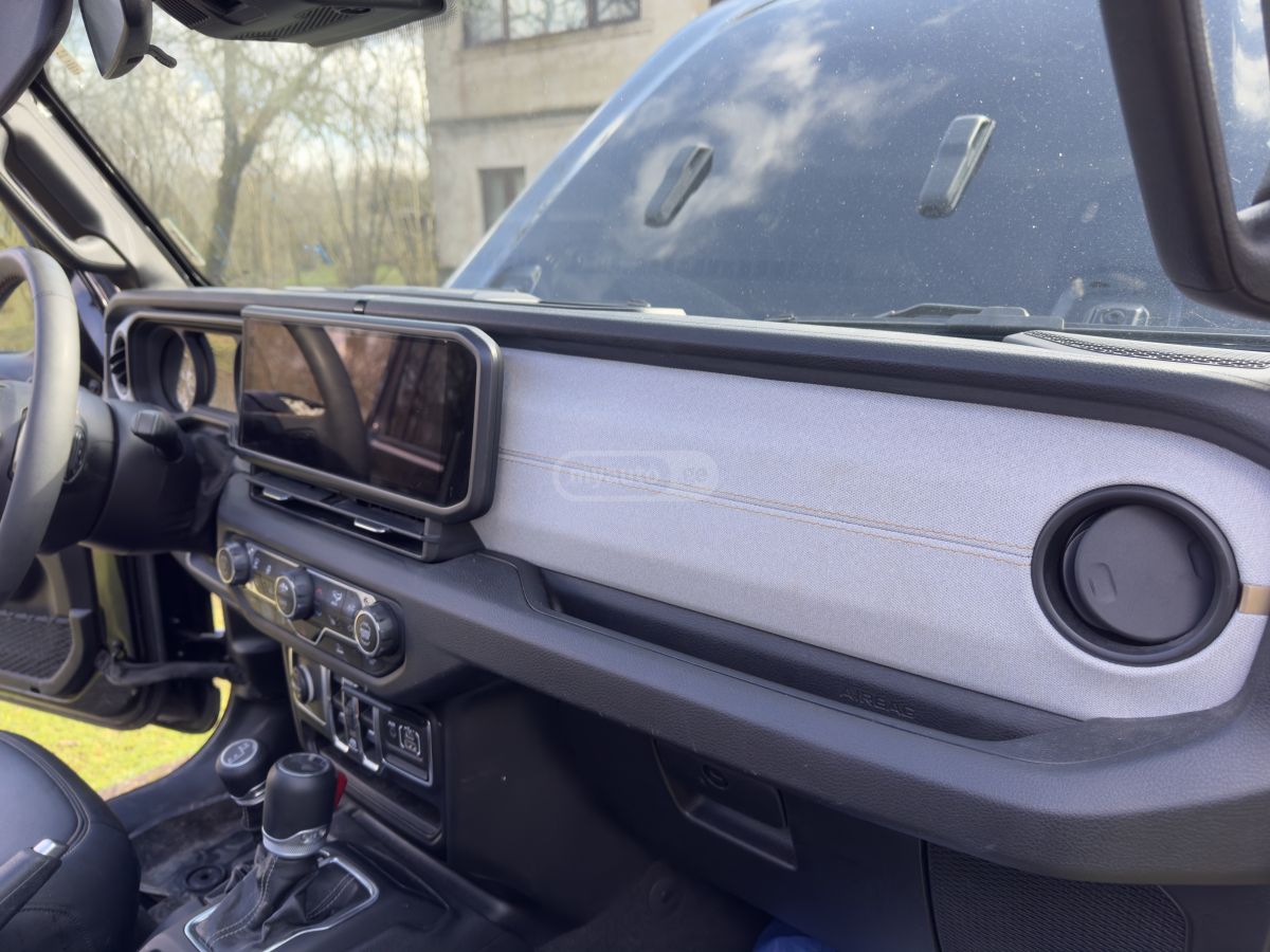 Jeep Wrangler - фото 5