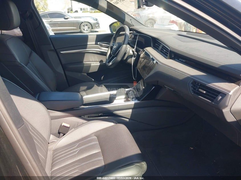 Audi SQ8 2024 — миниатюра 5