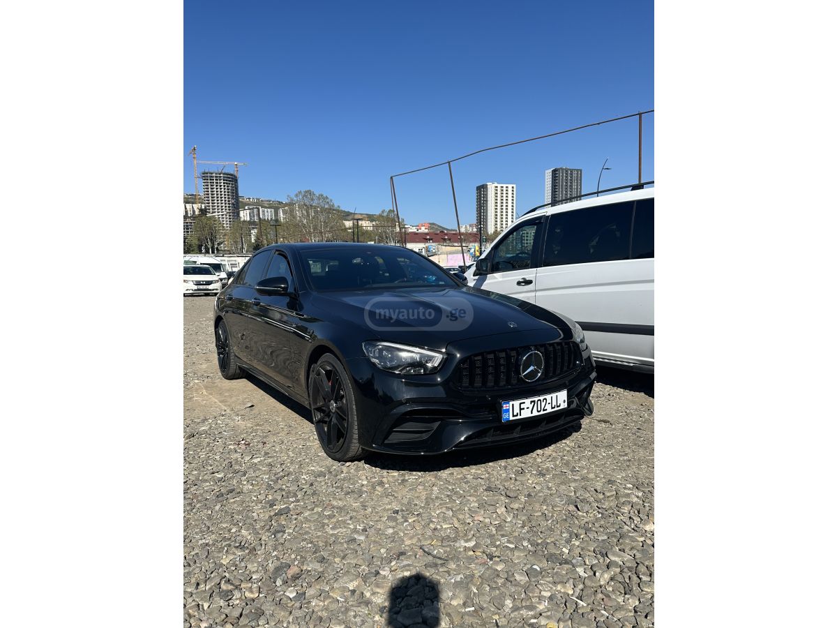 Mercedes-Benz E53 AMG - фото 3