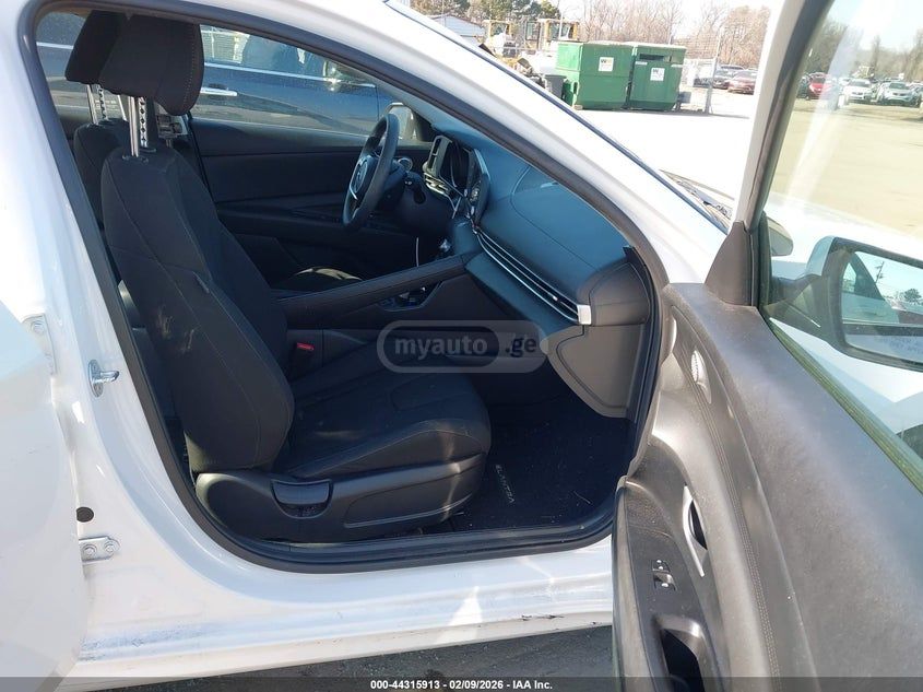 Hyundai SE 4dr Sedan CVT — миниатюра 5