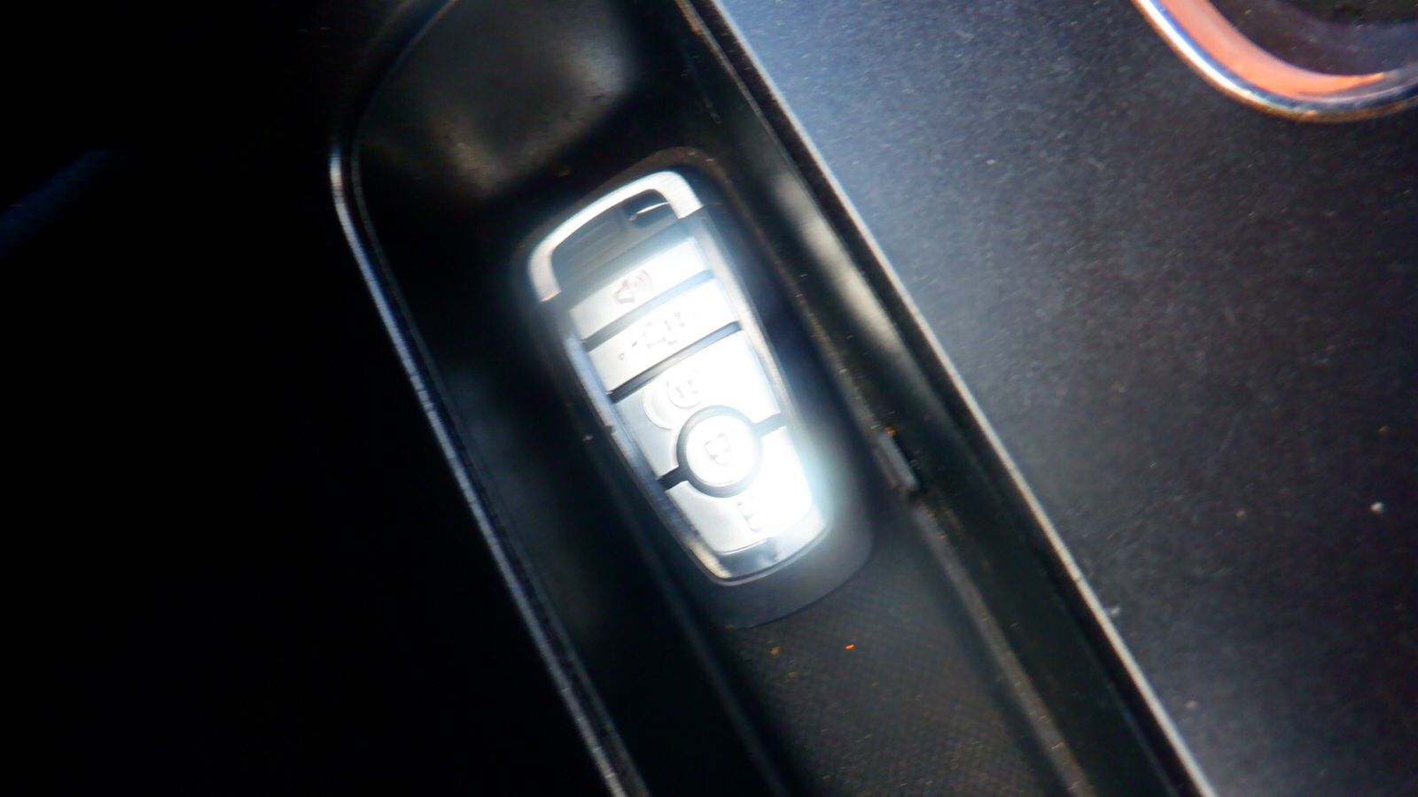 Ford Fusion - фото 10