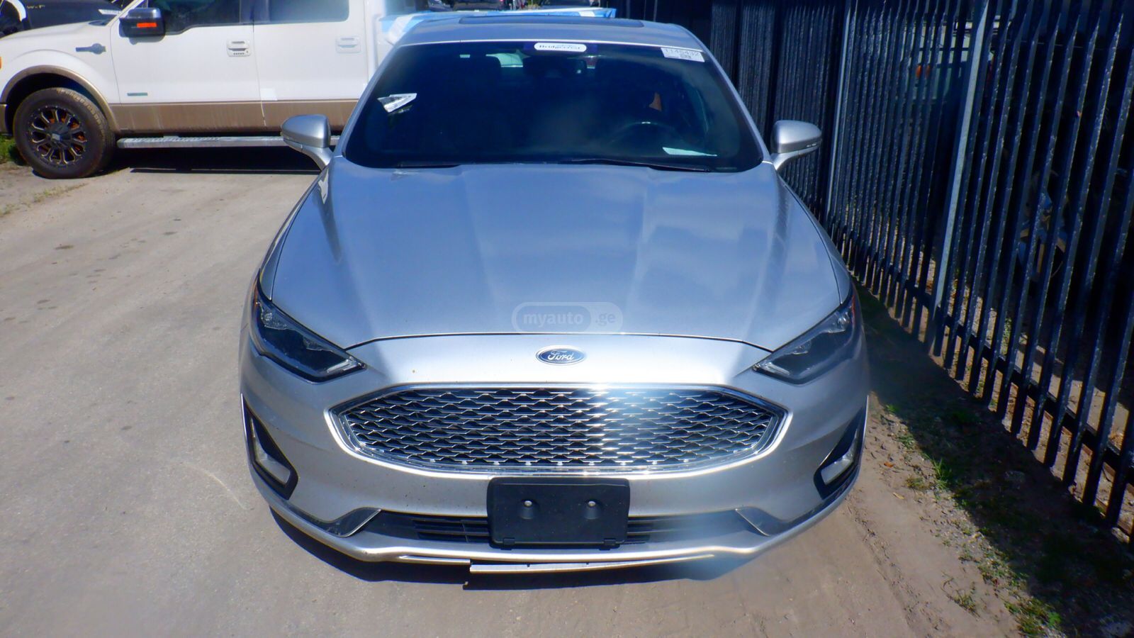 Ford Fusion - фото 6