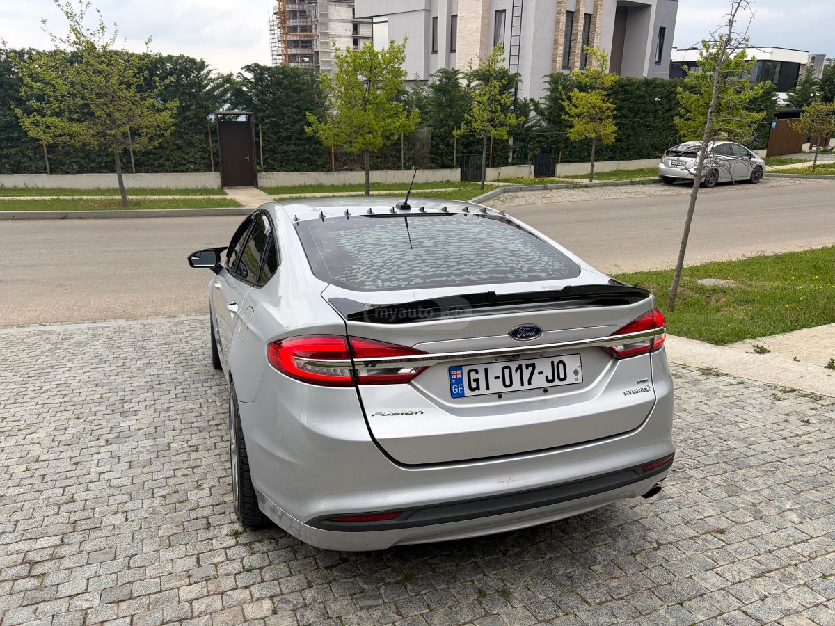 Ford Fusion - фото 11