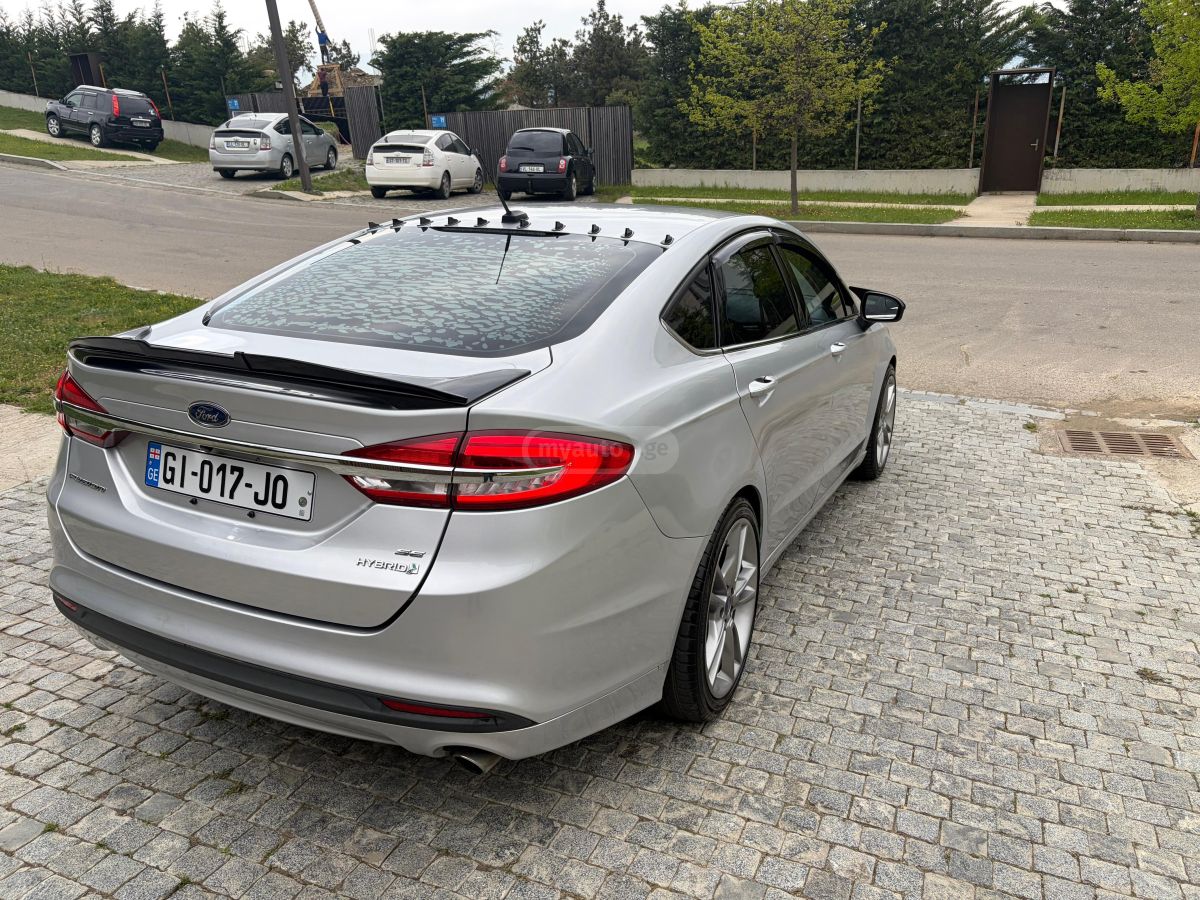Ford Fusion - фото 9