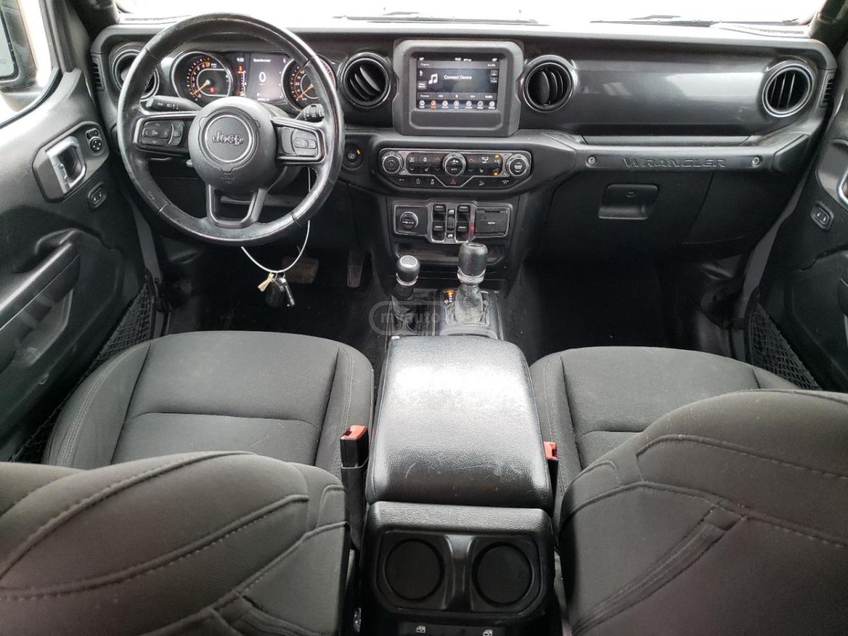 Jeep Wrangler - фото 10