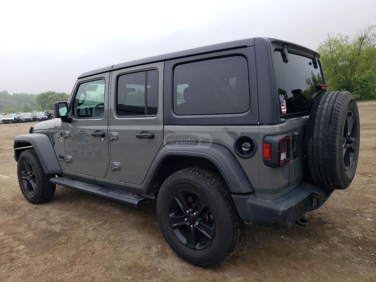 Jeep Wrangler - фото 3