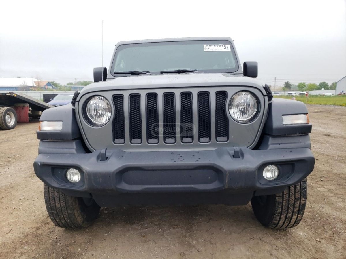 Jeep Wrangler - фото 6