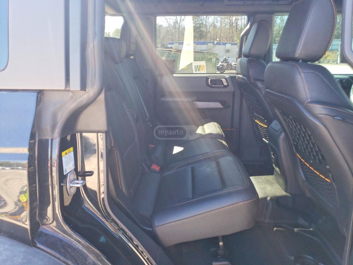 Ford Bronco - фото 10