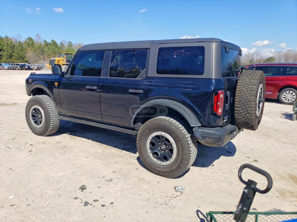 Ford Bronco - фото 2
