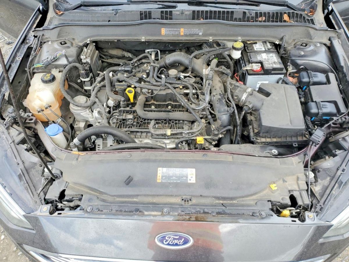 Ford Fusion - фото 11