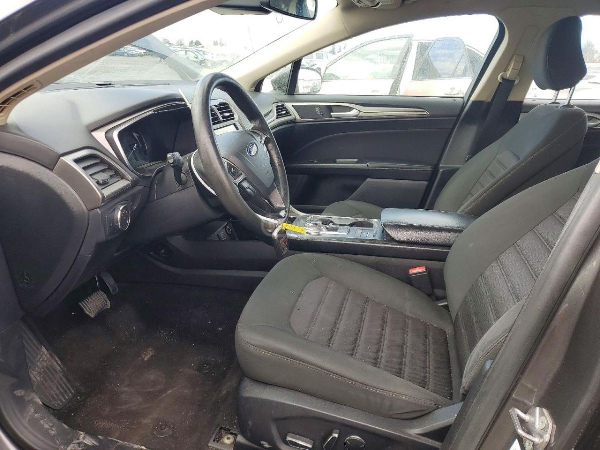 Ford Fusion - фото 7